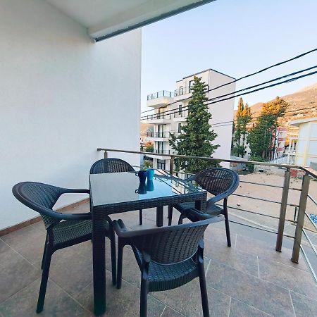 Mialex Apartments Dobra Voda Exterior foto